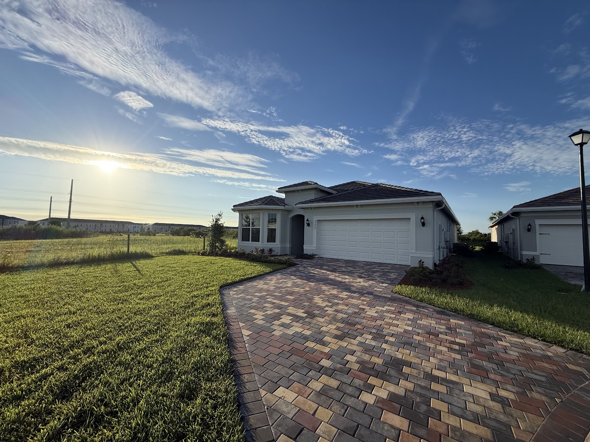 13663 Vermillion Circle